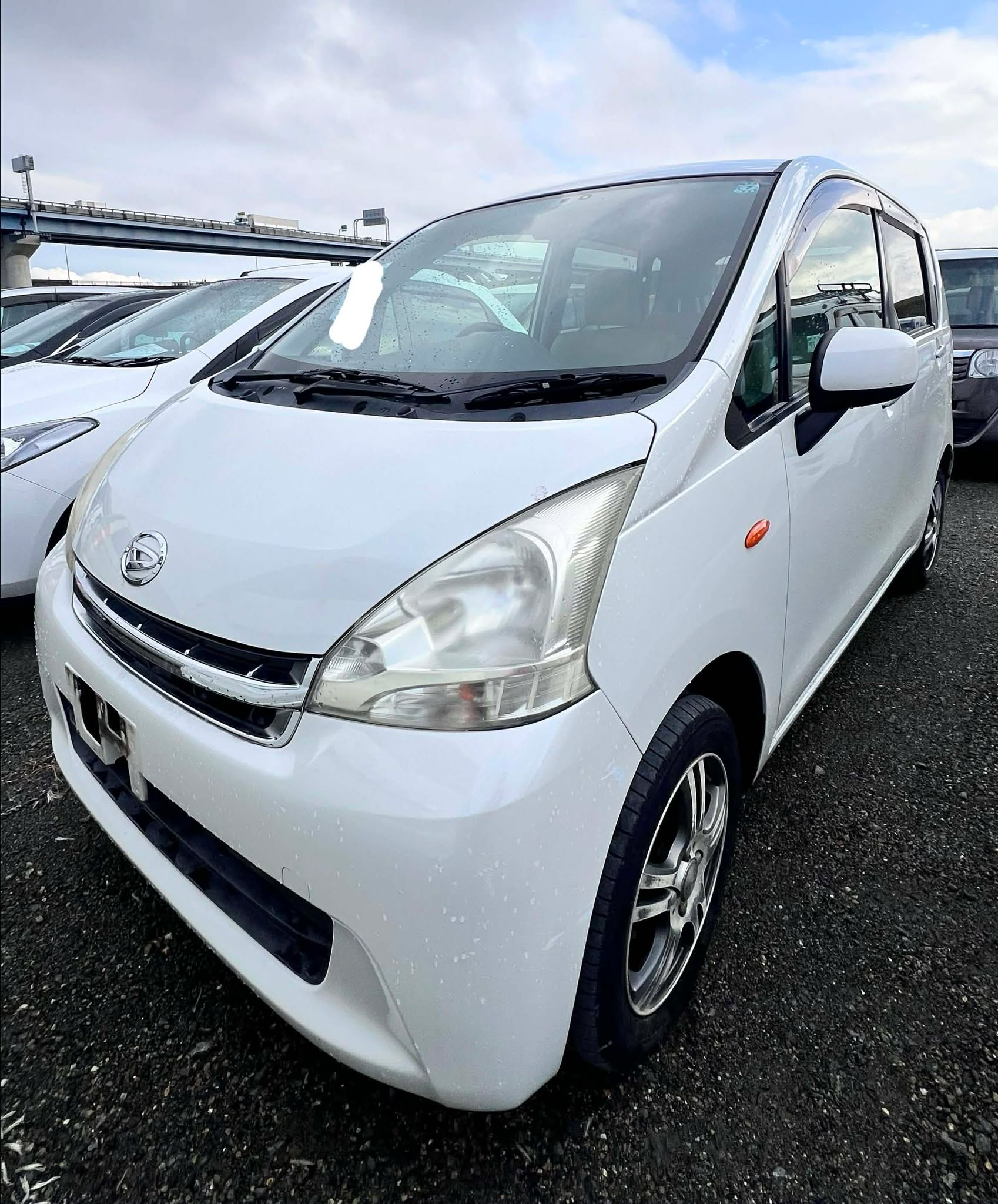 Daihatsu  Move11