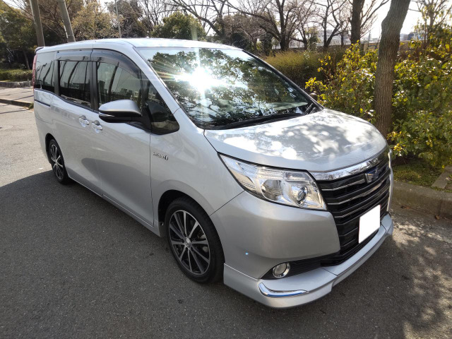 Toyota noah ( ノア)0