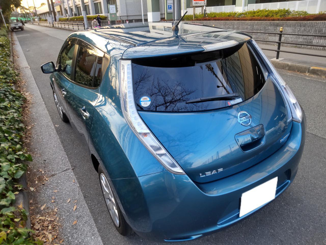 NISSAN LEAF (リーフ )11