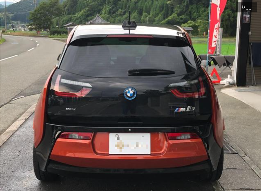 BMW i32