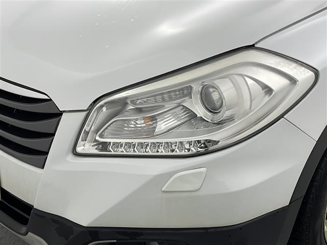 SUZUKI SX4 S Cross (ＳＸ４ Ｓクロス)4