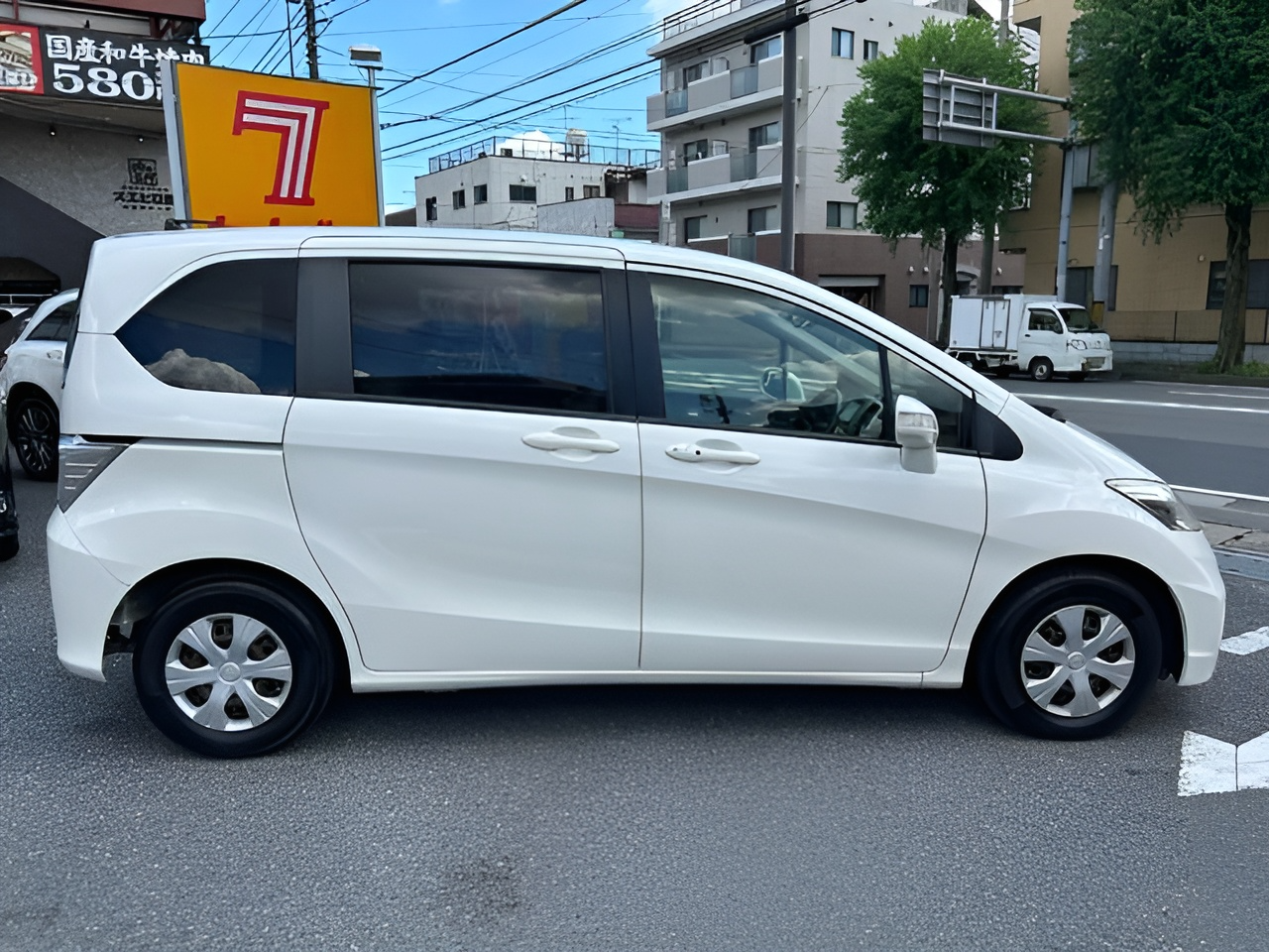 Honda Freed (フリード)9