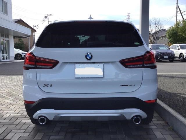 BMW X13