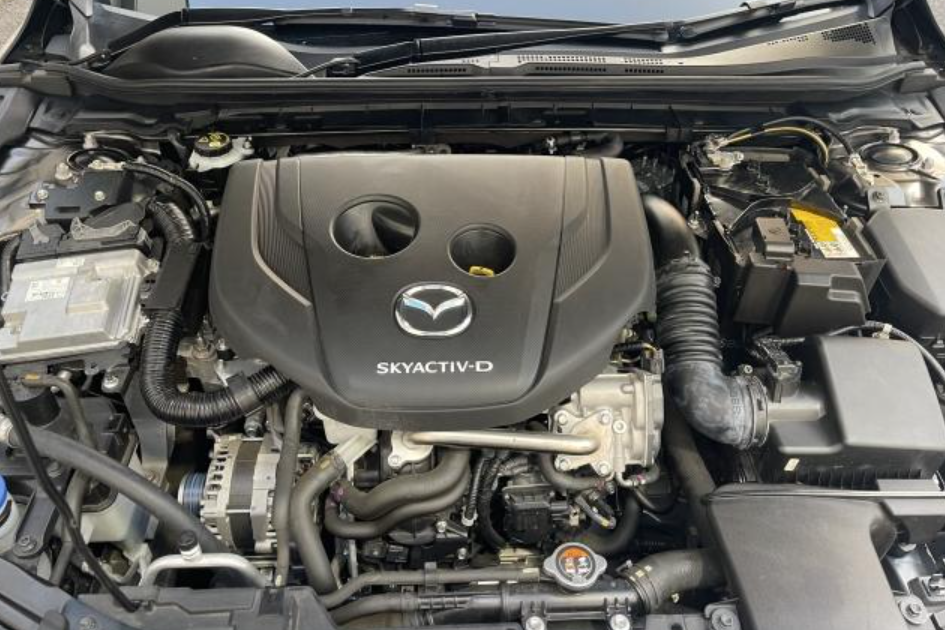 Mazda 3 Sedan (MAZDA3セダン)3