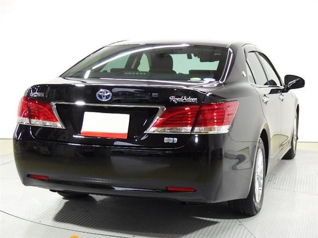 Toyota Crown Hybrid Royal Saloon (クラウンハイブリッド ロイヤルサルーン)4