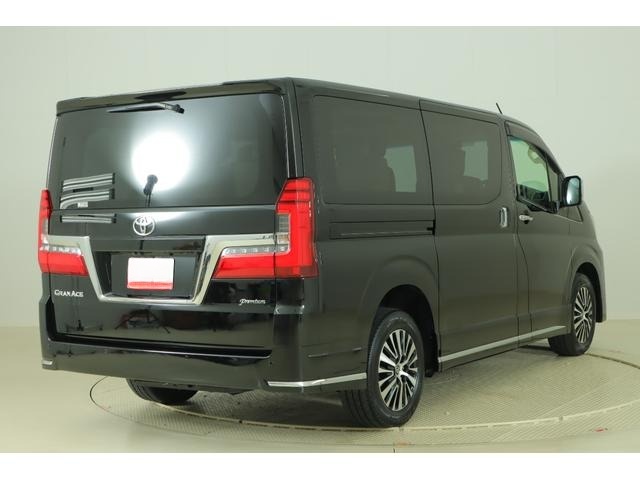 Toyota Gran Ace Premium (グランエース プレミアム)4