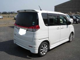 MITSUBISHI Delica D: 2 (デリカD：2)0