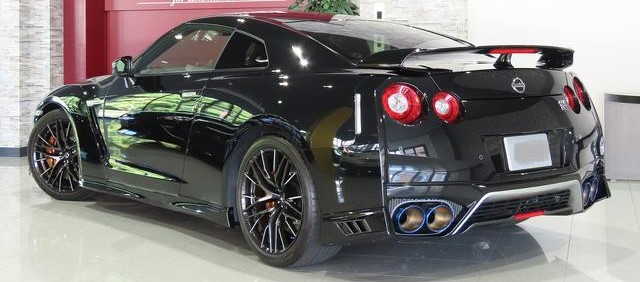 NISSAN GT-R10