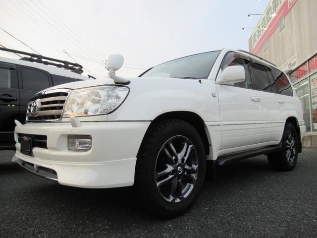 Toyota Land Cruiser 100 (ランドクルーザー100)