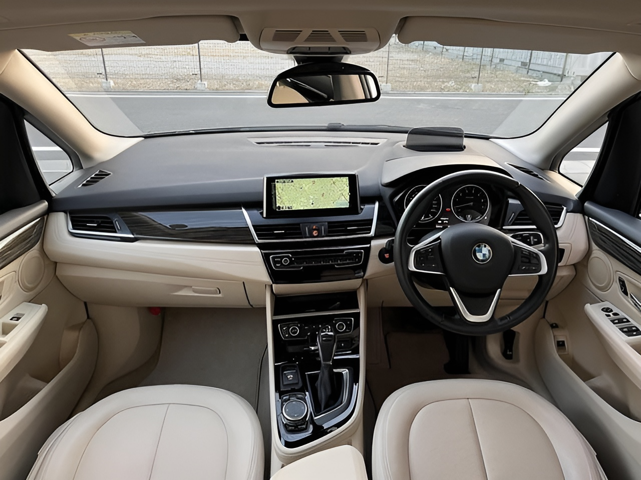 BMW 2 Series Active Tourer Plug-in Hybrid (2シリーズアクティブツアラープラグインハイブリッド)7