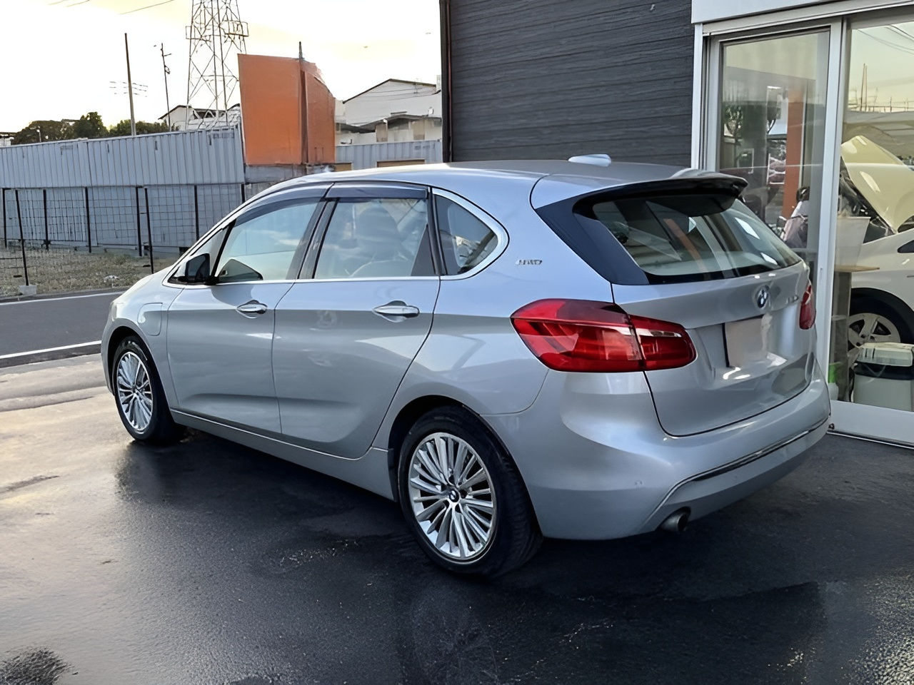 BMW 2 Series Active Tourer Plug-in Hybrid (2シリーズアクティブツアラープラグインハイブリッド)9