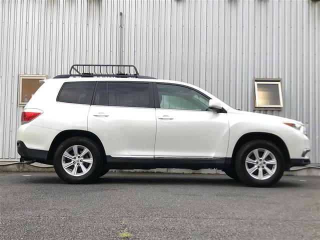 Toyota Highlander (ハイランダー)1