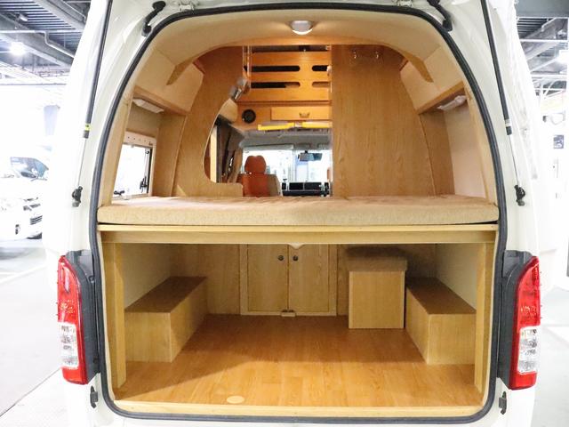 Toyota Hiace Van Camping (ハイエースバン キャンピング)32