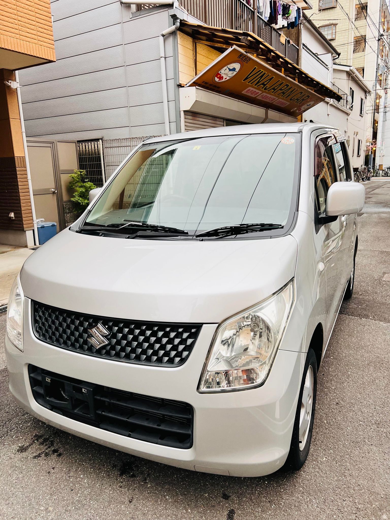 Suzuki Wagon R,6