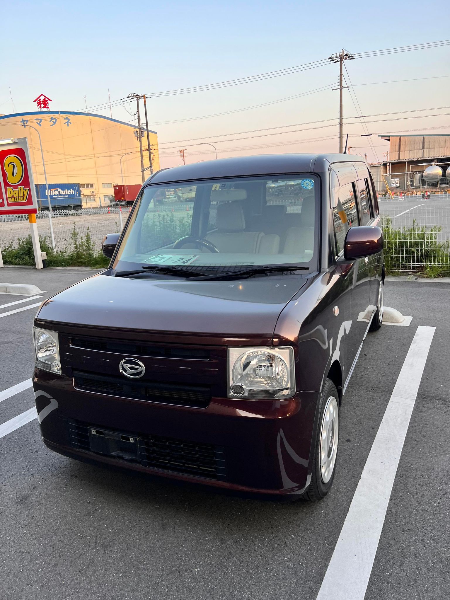 Daihatsu Conte Move1