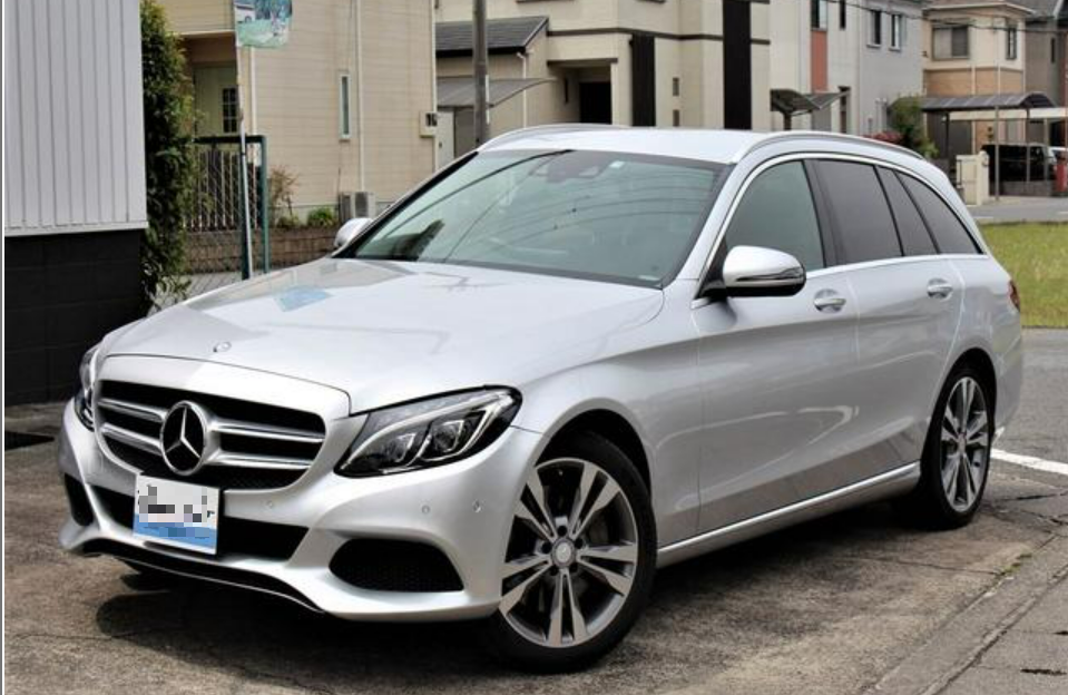 Mercedes Benz C-class station wagon C350e1