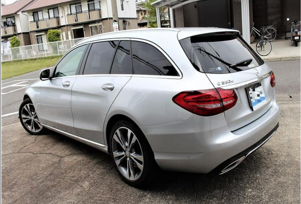 Mercedes Benz C-class station wagon C350e4