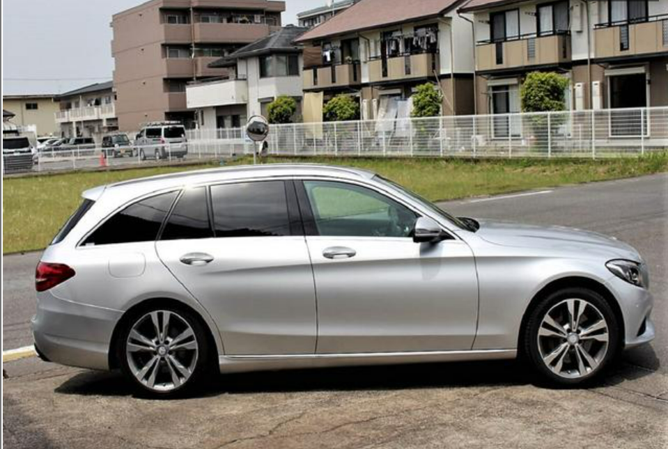 Mercedes Benz C-class station wagon C350e2