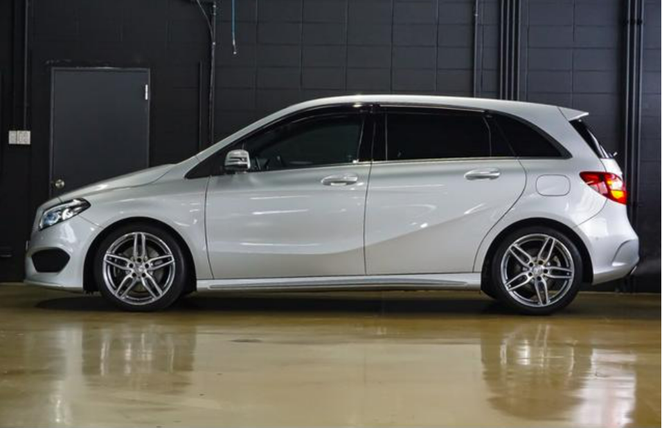 Mercedes benz B class ̣(Bクラス) B2504