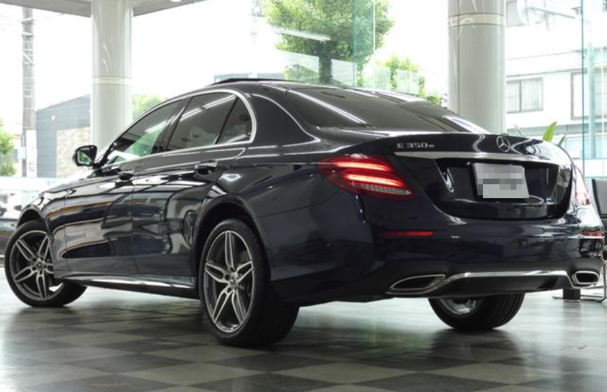 MECSERDES E-class sedan plug-in hybrid (Eクラスセダンプラグインハイブリッド)1