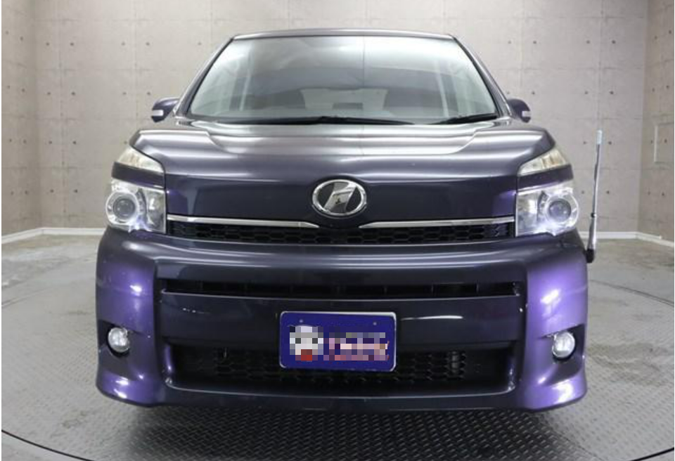 Toyota Voxy(ヴォクシー)4