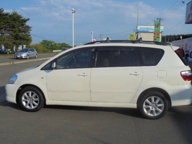 Toyota Ipsum 240u (イプサム ２４０ｕ)1