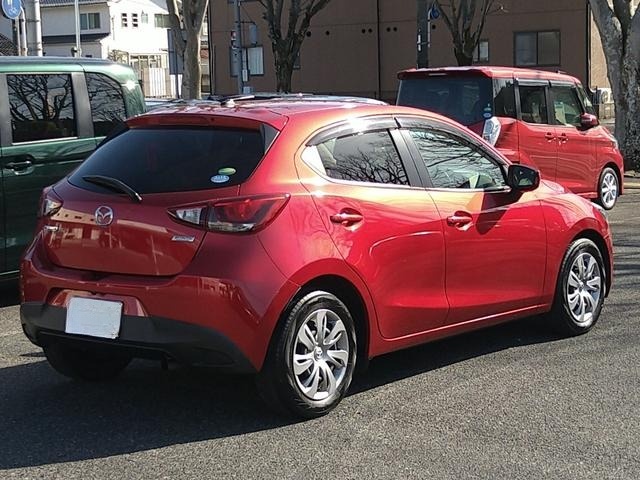 Mazda Demio 13S (デミオ)1